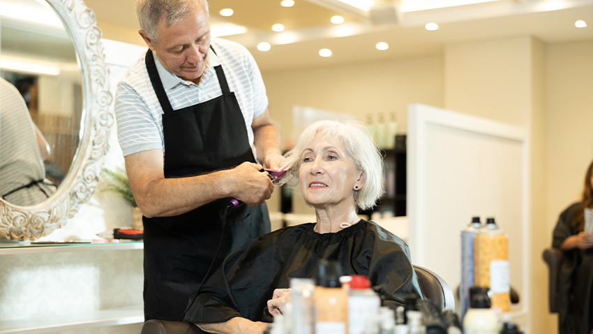 Salon at Friendship Manor